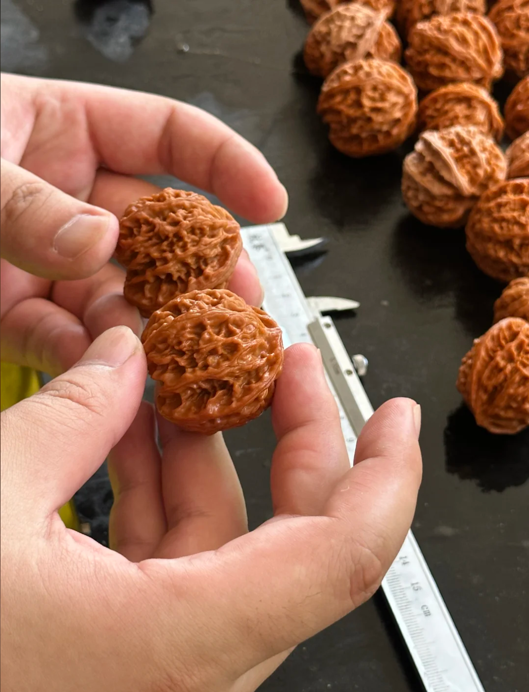 How We Choose & Pair Wenwan Walnuts