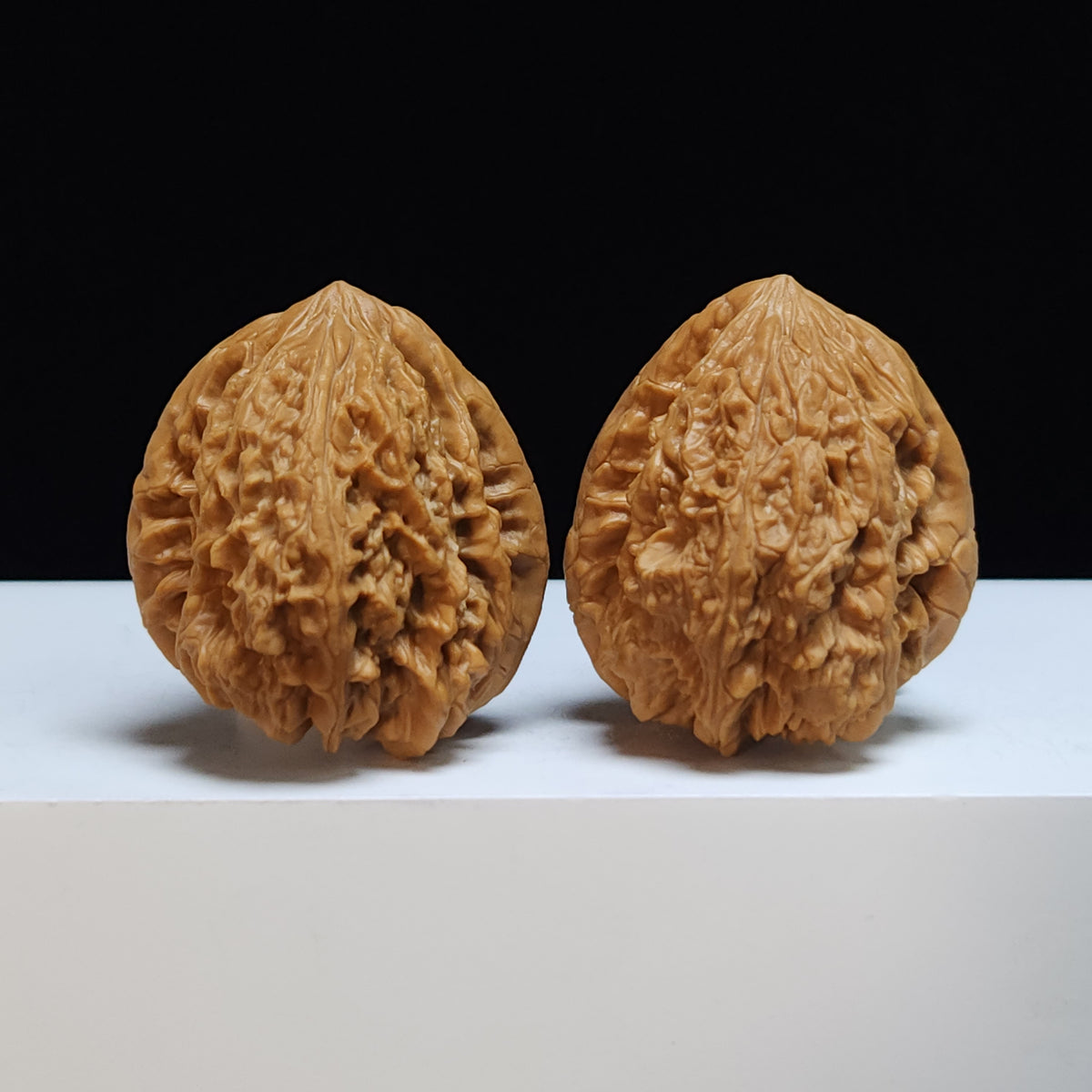 The "Blizzard Angel Wings" Bao Xue Tian Shi Zhi Yi Pair | S-Grade Collector Tier | 38.0mm x 40.0mm | BX-S-002360