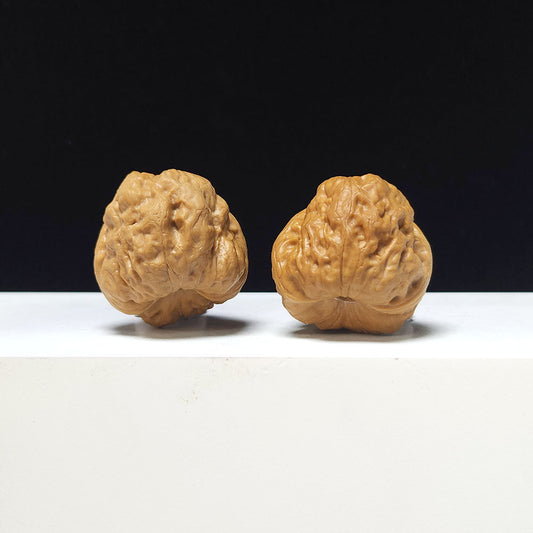 "Ancient Toad x Stone Frog" Gu Chan x Shi Tou Wa Wenwan Walnut Pair | 34.0mm x 38.0mm | SZ-AA-050619