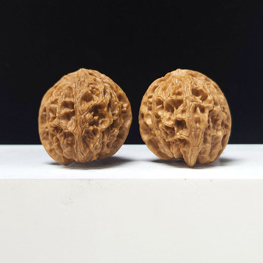 "Apple Garden Tian Can Jiao" Ping Guo Yuan Tian Can Jiao Wenwan Walnut Pair | 37.0mm x 37.0mm | PGY-A-014698