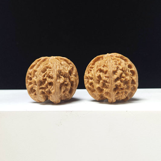 "Apple Garden" Ping Guo Yuan Wenwan Walnut Pair | 37.0mm x 36.0mm | PGY-A-012695