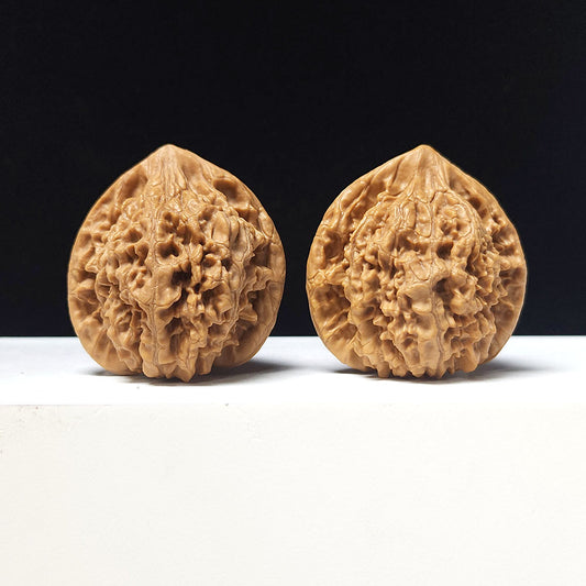 "Grand Official's Hat" Da Guan Mao Wenwan Walnut Pair | 44.0mm x 41.0mm | GM-A-025752