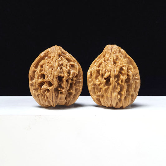 "Reaching Heaven Eight" Tong Tian Ba Wenwan Walnut Pair | 37.0mm x 35.0mm | TTB-A-006644