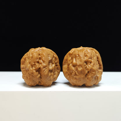 The "Crystal Frog" Shui Jing Wa Hand-Twister Pair | S-Grade Collector Tier | 33.0mm x 37.0mm | HMT-S-002356