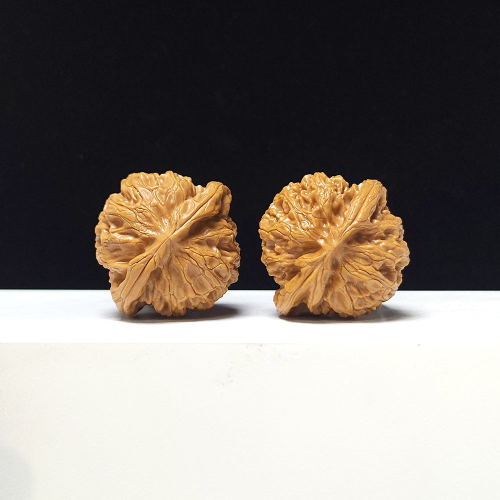 The "Lantern" Collector Pair | A-Grade Collector Tier | 41.0mm x 38.0mm | SZ-A-067711