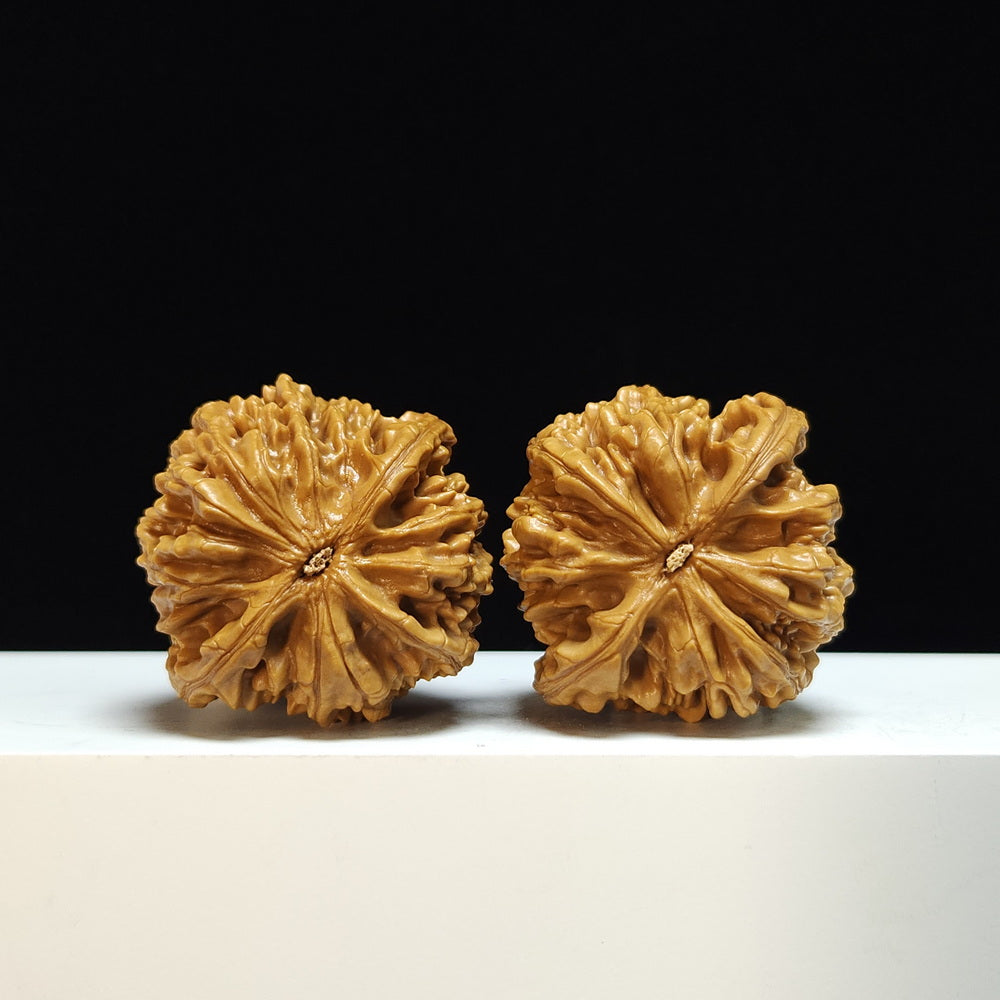 The "Beijing Chicken Heart Zuo Shan Diao" (Beijing Ji Xin Zuo Shan Diao) Exhibition-Grade Masterpiece Pair | 50.0mm x 47.0mm | JX-SS-001449