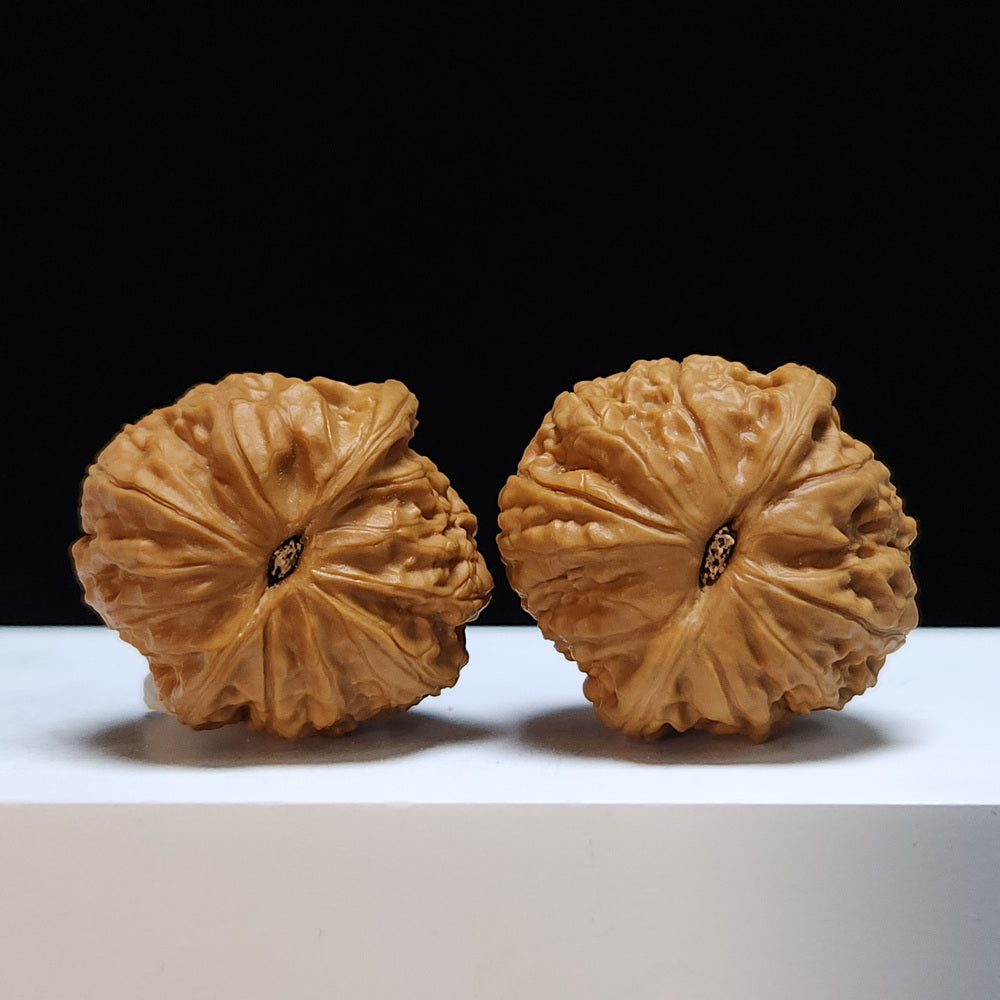 The "Qianlong Millstone" (Qianlong Mopan) Imperial Exhibition-Grade Symmetrical Pair | 38.0mm x 38.0mm | MP-SS-006465