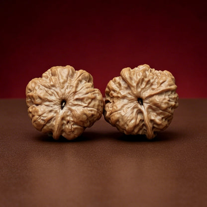 The "Miniature Crystal Frog Smooth Sailing" (Xiu Zhen Shui Jing Wa Yi Fan) Exhibition-Grade Collector's Pair | 33.0mm x 35.0mm | YX-E-050529