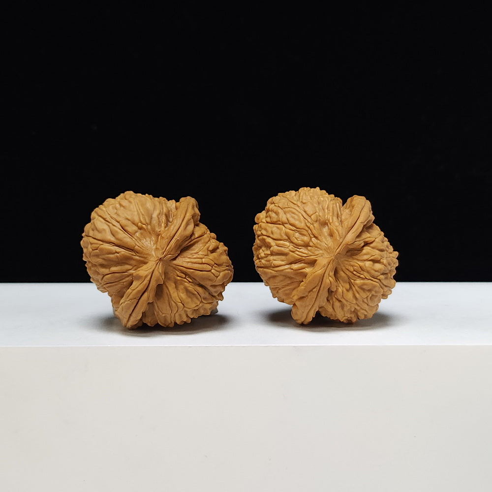 The "Spherical Sunken-Crown White Lion" Qiu Xing Men Jian Bai Shi Zi Pair | S-Grade Investment Tier | 37.0mm x 40.0mm | BSZ-S-004373