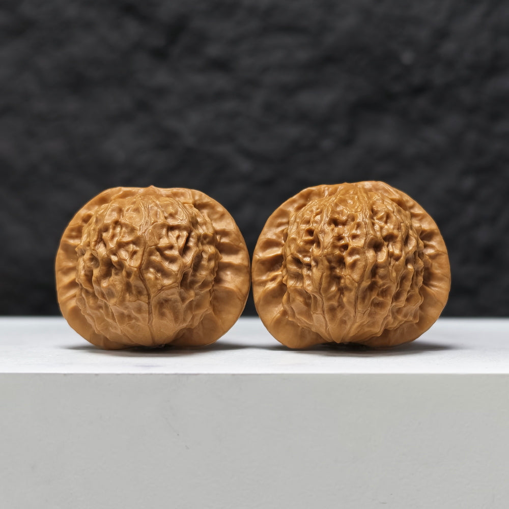 Porcelain Doll" Ci Wa Wa GM-SS-003479 Masterpiece Wenwan Walnuts Pair | 40.0mm x 34.0mm | GM-SS-003479