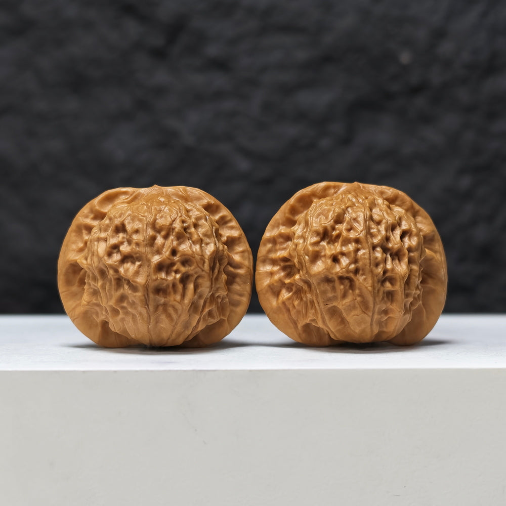 Porcelain Doll" Ci Wa Wa GM-SS-003479 Masterpiece Wenwan Walnuts Pair | 40.0mm x 34.0mm | GM-SS-003479