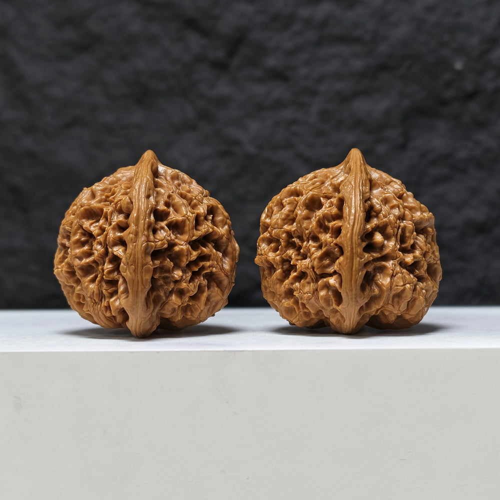 "Peach Heart Water Dragon" Tao Xin Shui Long Wen Masterpiece Wenwan Walnuts Pair | 43.0mm x 44.0mm | SZ-SSS-002486