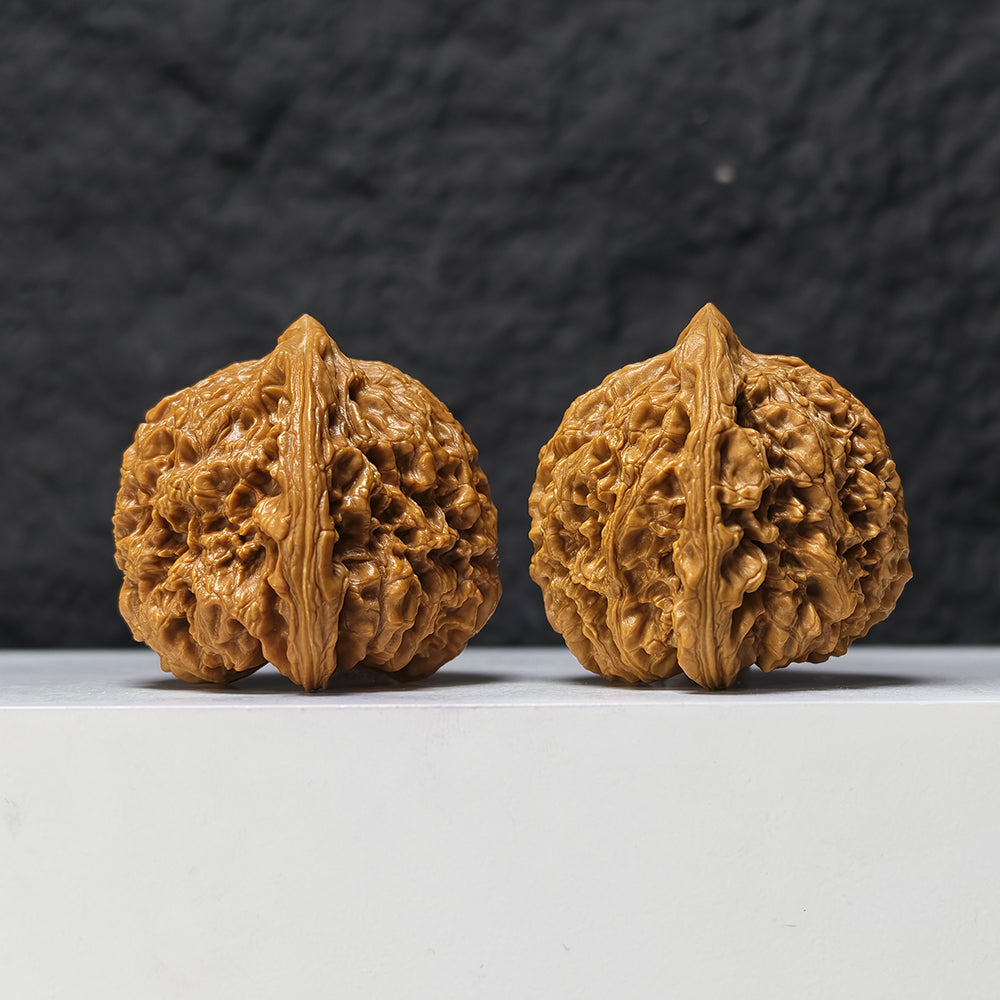 "Peach Heart Nan Jiang Shi Angel Wings" Tao Xin Nan Jiang Shi Tian Shi Zhi Yi NJS-SSS-001516 Masterpiece Wenwan Walnuts Pair | 44.0mm x 45.0mm | NJS-SSS-001516