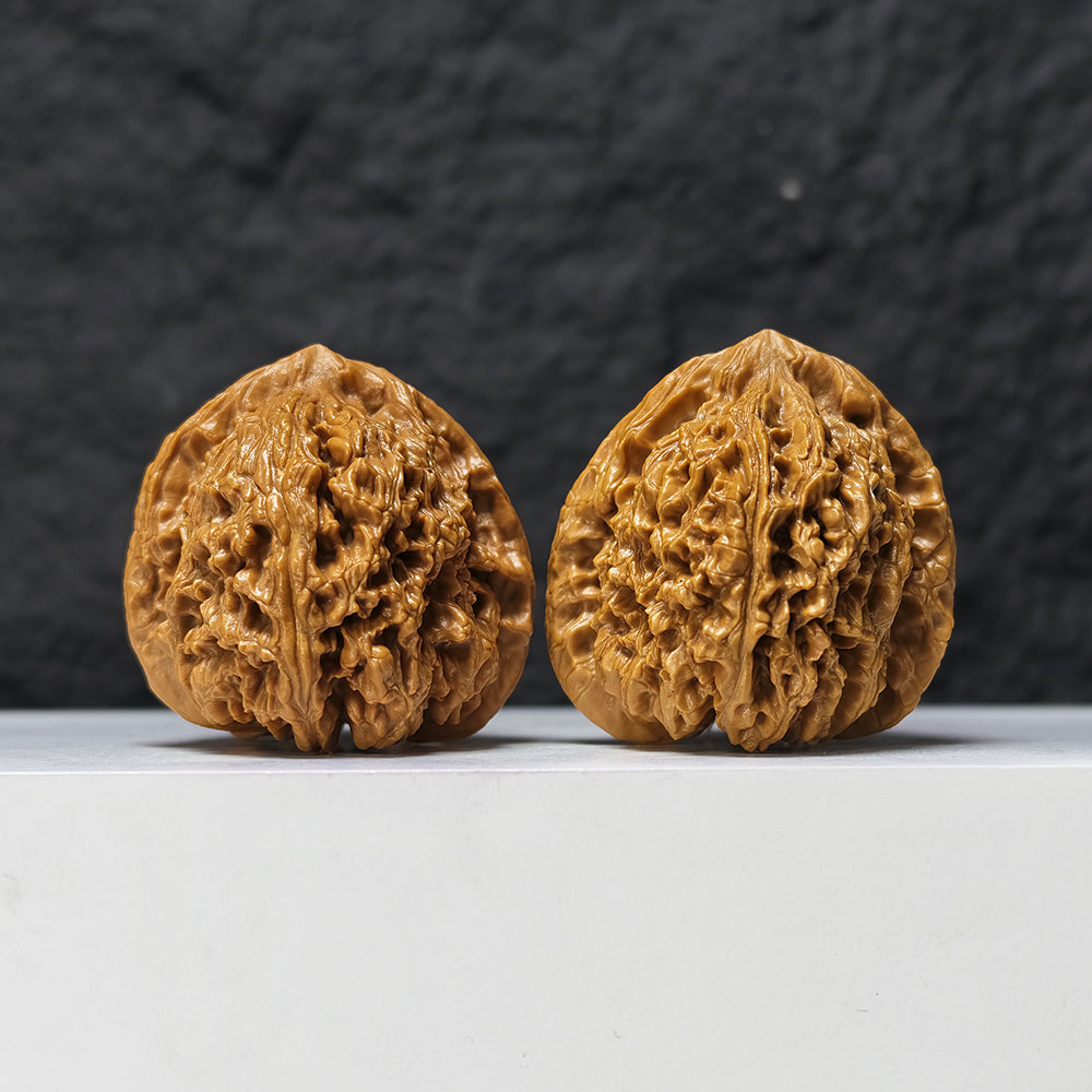 "Peach Heart Nan Jiang Shi Angel Wings" Tao Xin Nan Jiang Shi Tian Shi Zhi Yi NJS-SSS-001516 Masterpiece Wenwan Walnuts Pair | 44.0mm x 45.0mm | NJS-SSS-001516
