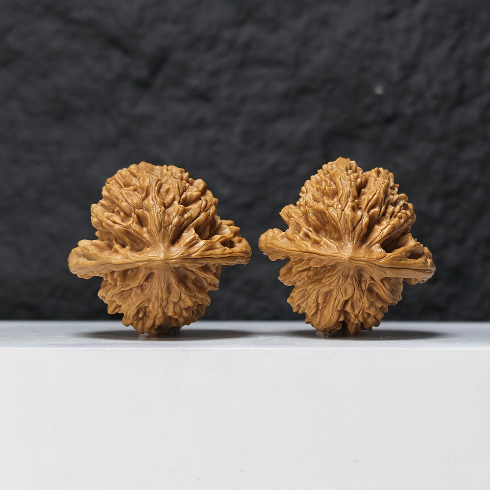 "Peach Heart Xia Yun Ling" Tao Xin Xia Yun Ling SZ-SS-021513 Masterpiece Wenwan Walnuts Pair | 43.0mm x 42.0mm | SZ-SS-021513