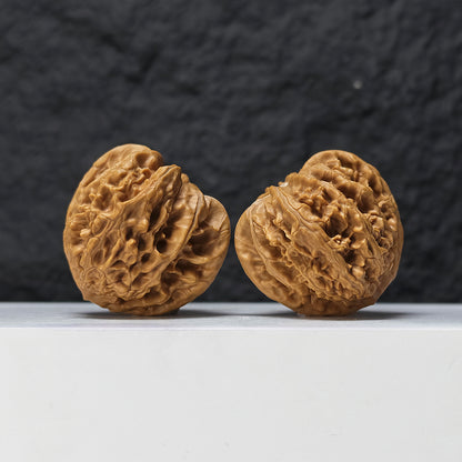 "Peach Heart Xia Yun Ling" Tao Xin Xia Yun Ling SZ-SS-021513 Masterpiece Wenwan Walnuts Pair | 43.0mm x 42.0mm | SZ-SS-021513