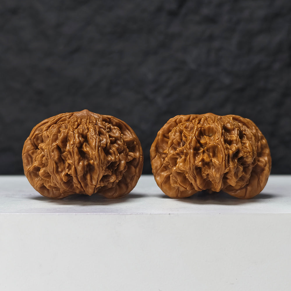 "Squat Liger" Shi Hu Shou Ai Zhuang HT-SS-007920 Masterpiece Wenwan Walnuts Pair | 45.0mm x 42.0mm | HT-SS-007920