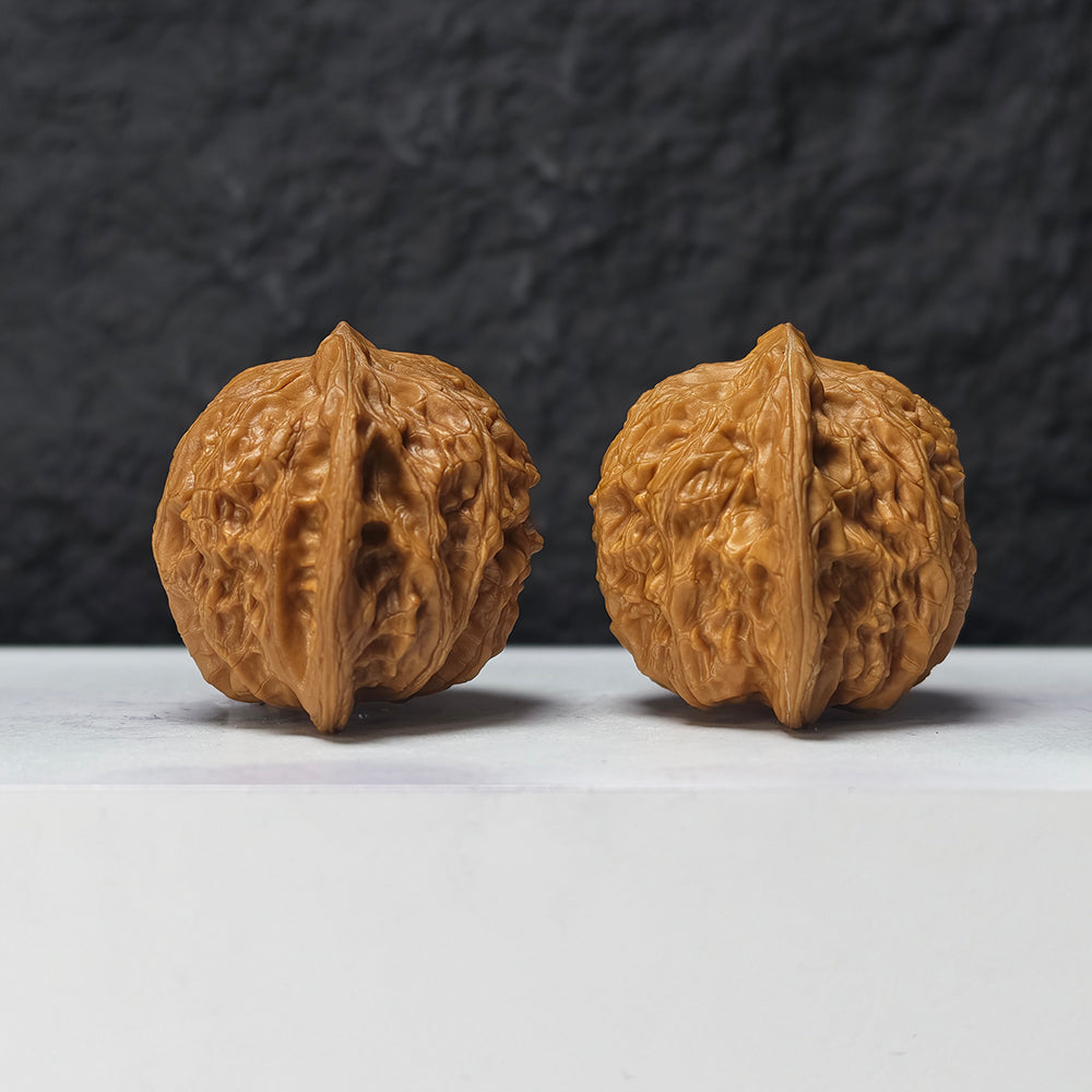 "Gentleman's Hat" Gong Zi Mao GZM-SSS-001886 Masterpiece Wenwan Walnuts Pair | 44.0mm x 40.0mm | GZM-SSS-001886