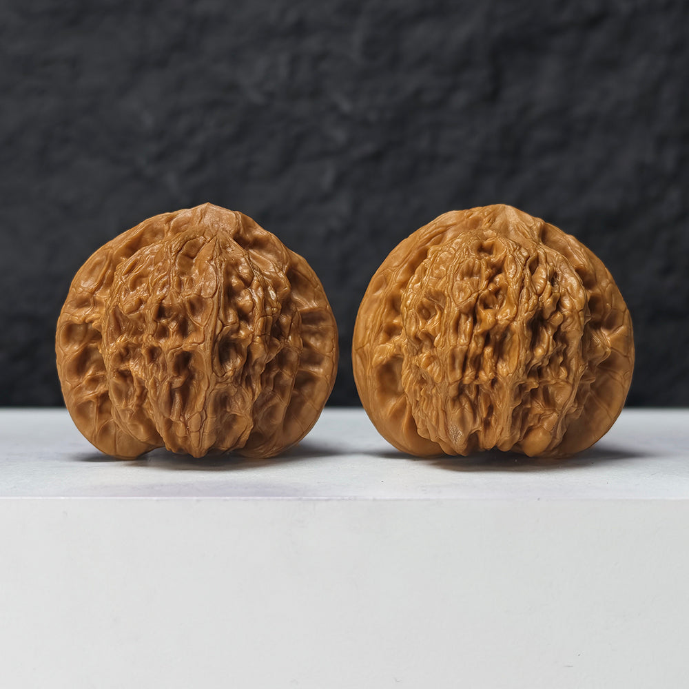 "Gentleman's Hat" Gong Zi Mao GZM-SSS-001886 Masterpiece Wenwan Walnuts Pair | 44.0mm x 40.0mm | GZM-SSS-001886