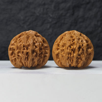 "Gentleman's Hat" Gong Zi Mao GZM-SSS-001886 Masterpiece Wenwan Walnuts Pair | 44.0mm x 40.0mm | GZM-SSS-001886