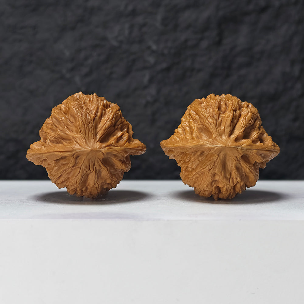 "Gentleman's Hat" Gong Zi Mao GZM-SSS-001886 Masterpiece Wenwan Walnuts Pair | 44.0mm x 40.0mm | GZM-SSS-001886