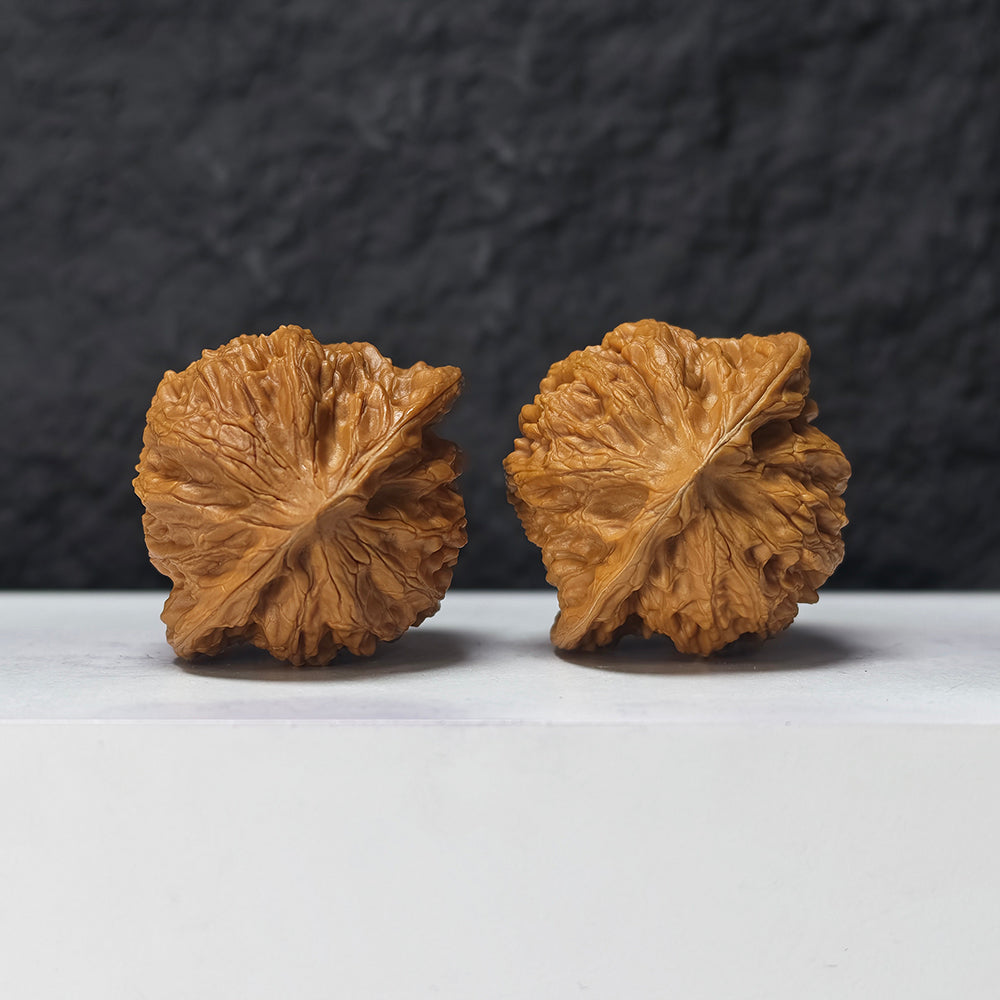 "Gentleman's Hat" Gong Zi Mao GZM-SSS-001886 Masterpiece Wenwan Walnuts Pair | 44.0mm x 40.0mm | GZM-SSS-001886