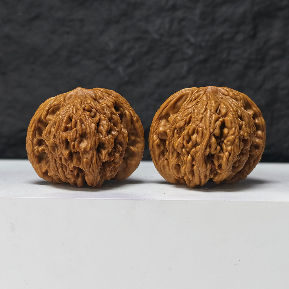 "Liger" Shi Hu Shou HT-SS-006912 Masterpiece Wenwan Walnuts Pair | 47.0mm x 45.0mm | HT-SS-006912