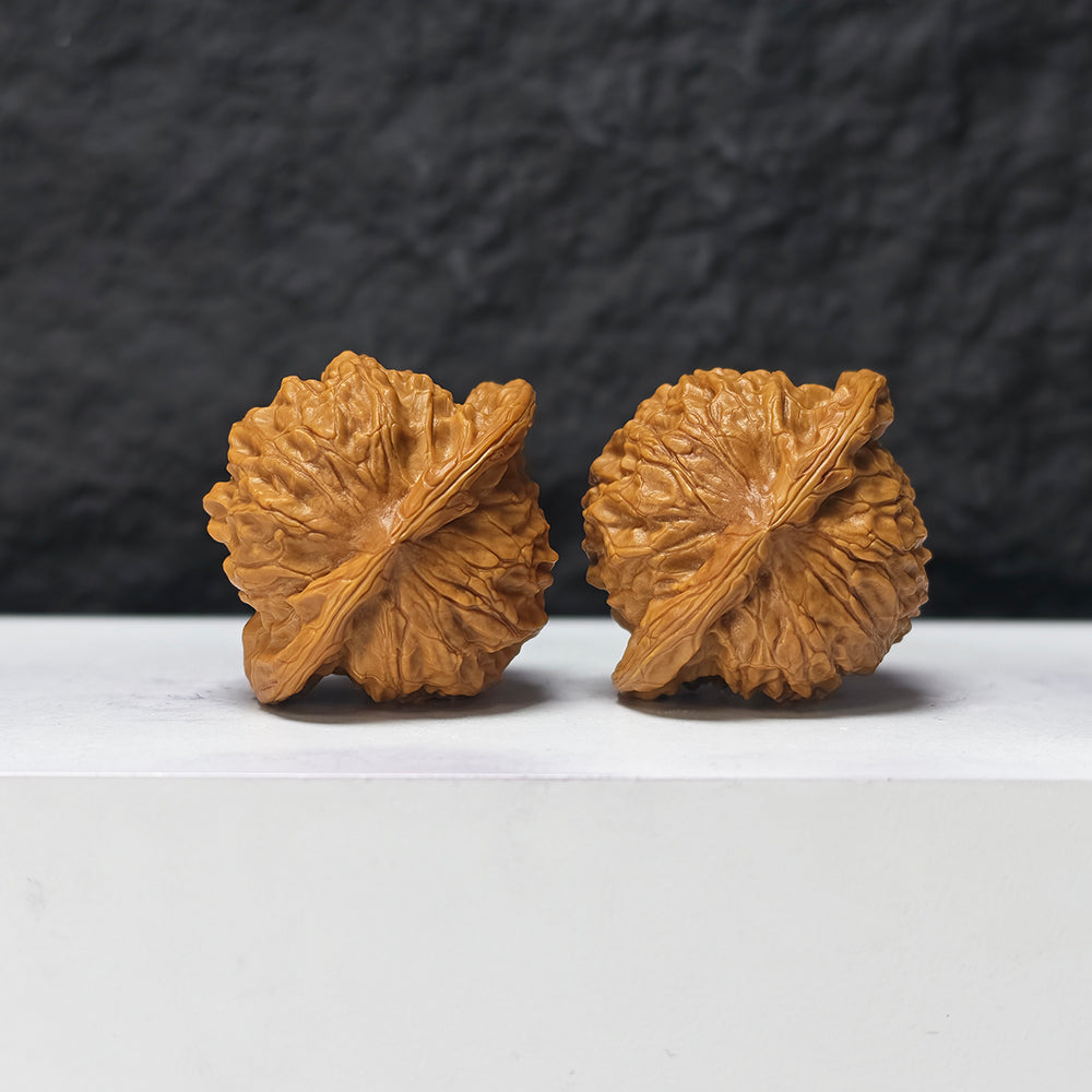 "Porcelain Doll" Ci Wa Wa GM-SSS-010903 Masterpiece Wenwan Walnuts Pair | 43.0mm x 38.0mm | GM-SSS-010903