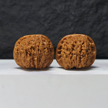 "Blood Kirin" Xue Qi Lin SZ-SSS-017911 Masterpiece Wenwan Walnuts Pair | 42.0mm x 42.0mm | SZ-SSS-017911