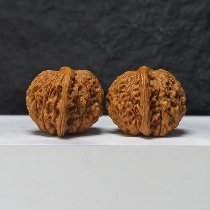 "Blood Kirin" Xue Qi Lin SZ-SSS-017911 Masterpiece Wenwan Walnuts Pair | 42.0mm x 42.0mm | SZ-SSS-017911