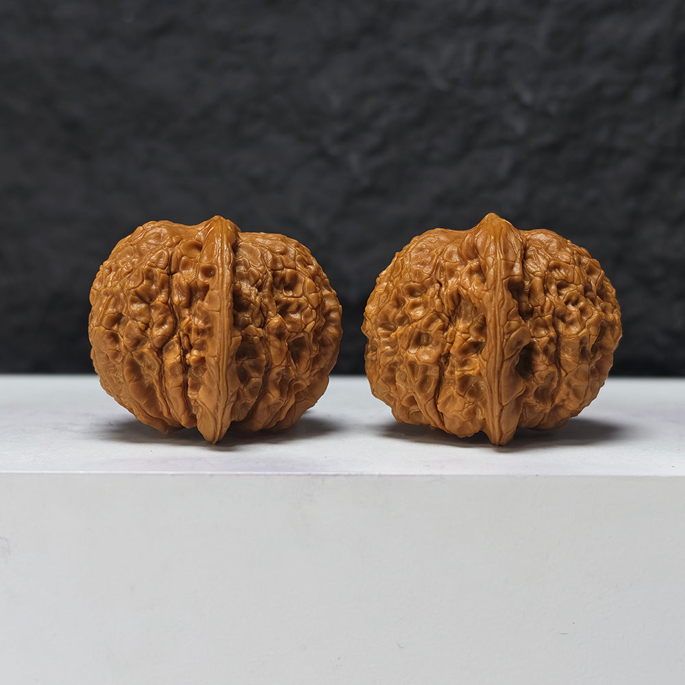 "Blood Kirin" Xue Qi Lin SZ-SSS-017911 Masterpiece Wenwan Walnuts Pair | 42.0mm x 42.0mm | SZ-SSS-017911