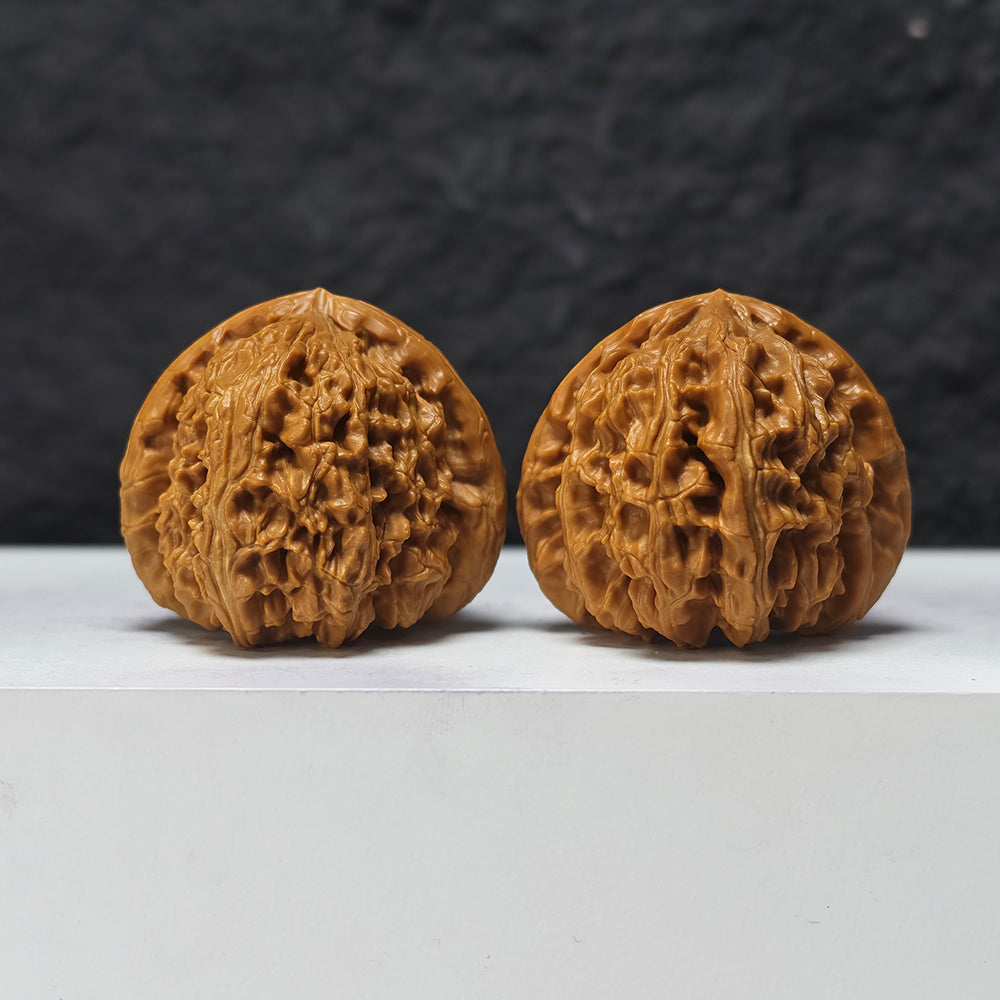 "Triangle White Lion" San Jiao Bai Shi Zi BSZ-SSS-002890 Masterpiece Wenwan Walnuts Pair | 44.0mm x 43.0mm | BSZ-SSS-002890