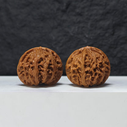 "Peach Heart Palace Lantern" Tao Xin Gong Deng GM-SS-007895 Masterpiece Wenwan Walnuts Pair | 43.0mm x 40.0mm | GM-SS-007895