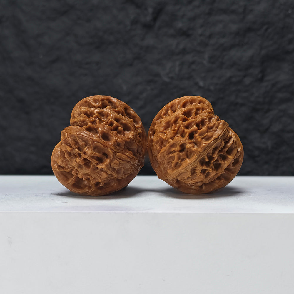 "Peach Heart Palace Lantern" Tao Xin Gong Deng GM-SS-007895 Masterpiece Wenwan Walnuts Pair | 43.0mm x 40.0mm | GM-SS-007895