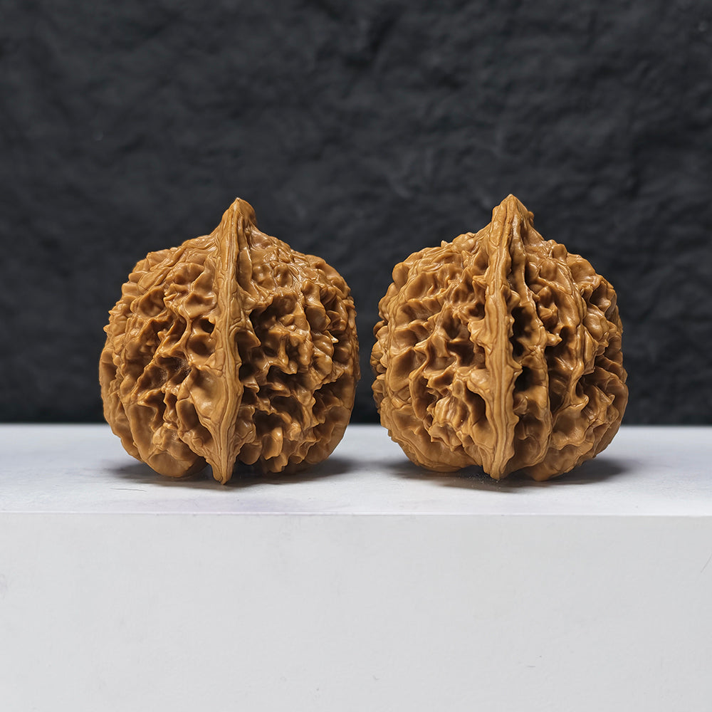 "Jade Qilin" Yu Qi Lin SZ-SSS-015893 Masterpiece Wenwan Walnuts Pair | 47.0mm x 44.0mm | SZ-SSS-015893