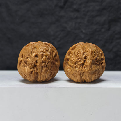 "Red Square Seal" Hong Fang Yin SZ-SSS-014892 Masterpiece Wenwan Walnuts Pair | 39.0mm x 42.0mm | SZ-SSS-014892
