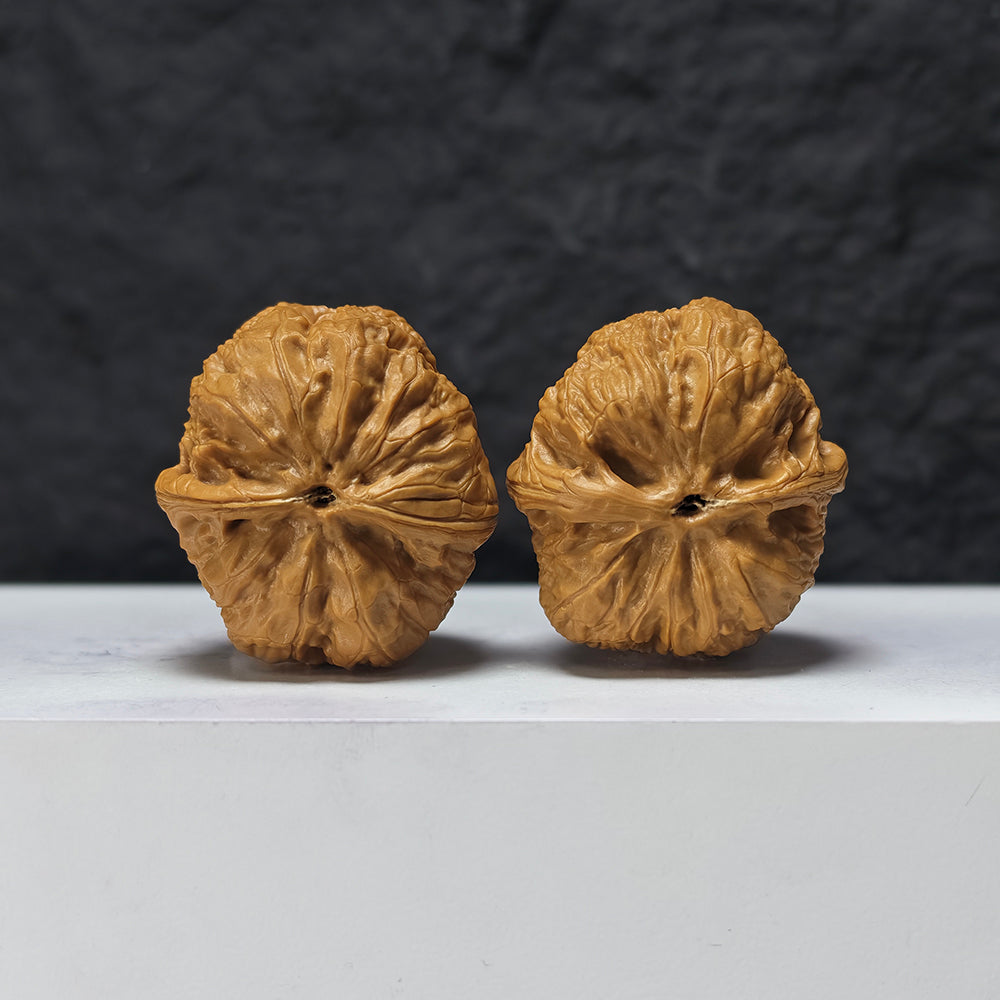 "Red Square Seal" Hong Fang Yin SZ-SSS-014892 Masterpiece Wenwan Walnuts Pair | 39.0mm x 42.0mm | SZ-SSS-014892
