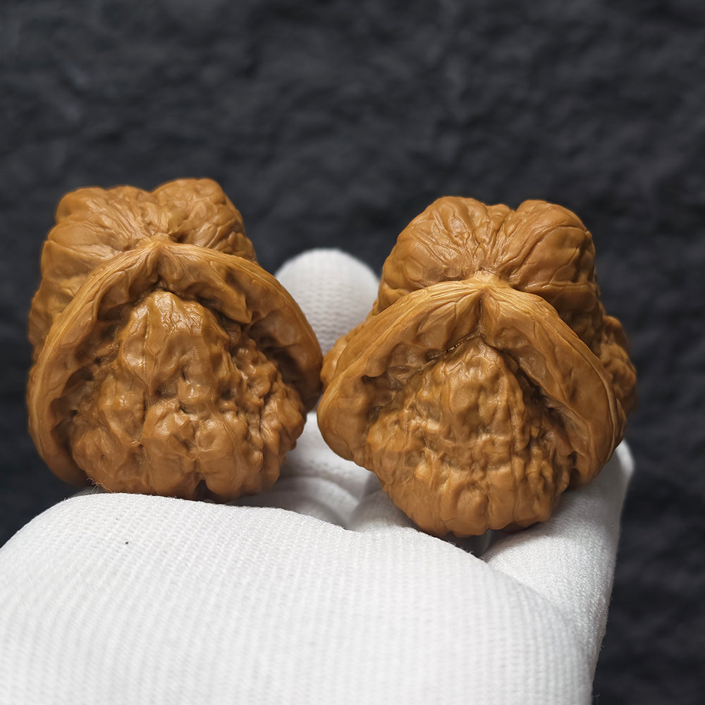 "Toad Head - Buddha Belly Awakening Lion" Ha Ma Tou Fo Du Xing Shi YX-E-185933 Collector Wenwan Walnuts Pair | 44.0mm x 50.0mm | YX-E-185933
