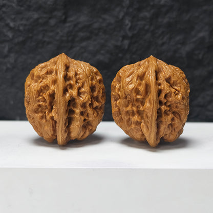 "North China General's Shoulders - Condor" Hua Bei Jiang Jun Pang Zuo Shan Diao YX-E-176907 Collector Wenwan Walnuts Pair | 42.0mm x 42.0mm | YX-E-176907
