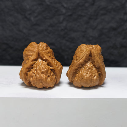 "Awakening Lion - Poison Dart Frog" Xing Shi Jian Du Wa YX-E-174879 Collector Wenwan Walnuts Pair | 37.0mm x 41.0mm | YX-E-174879