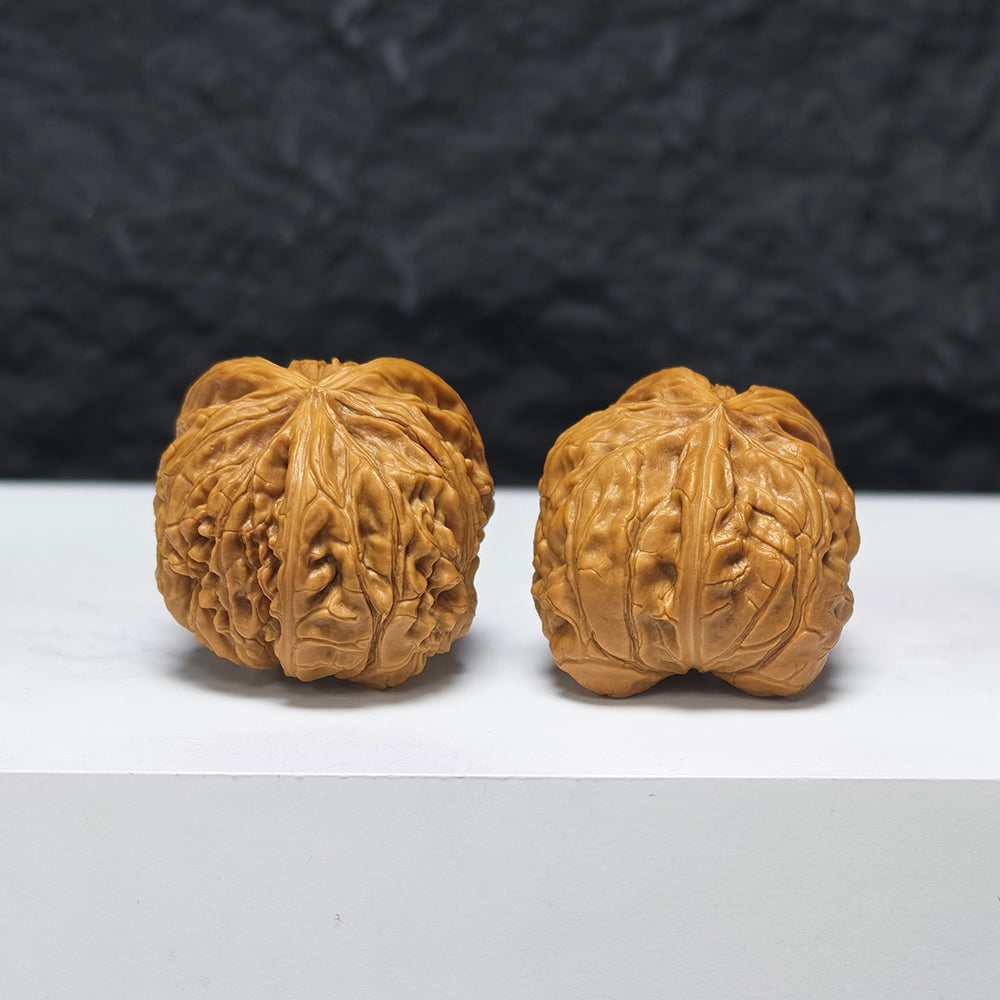 "Petite White Lion Head Owl" Xiu Zhen Bai Shi Zi Mao Tou Ying YX-E-184932 Collector Wenwan Walnuts Pair | 30.0mm x 31.0mm | YX-E-184932