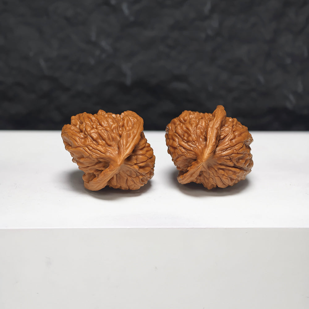 "Petite Ant Ravine" Xiu Zhen Ma Yi Gou GZM-S-001924 Collector Wenwan Walnuts Pair | 30.0mm x 34.0mm | GZM-S-001924