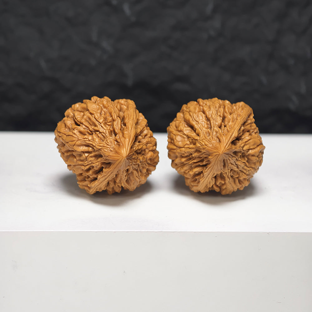 "Seated Buddha" Zuo Fo YX-E-179923 Collector Wenwan Walnuts Pair | 34.0mm x 35.0mm | YX-E-179923