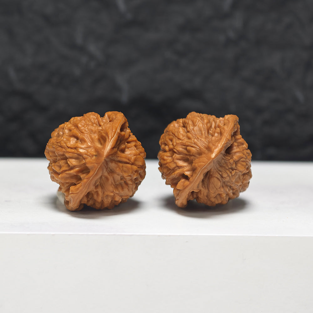 "Petite Official Hat" Xiu Zhen Da Guan Mao GM-SS-010927 Masterpiece Wenwan Walnuts Pair | 27.0mm x 26.0mm | GM-SS-010927