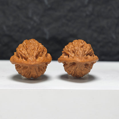 "Petite Official Hat" Xiu Zhen Da Guan Mao GM-SS-010927 Masterpiece Wenwan Walnuts Pair | 27.0mm x 26.0mm | GM-SS-010927
