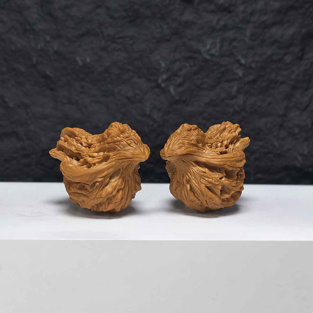 "Tiger Head Bird" Hu Tou Xiao Niao YX-E-188936 Collector Wenwan Walnuts Pair | 38.0mm x 41.0mm | YX-E-188936