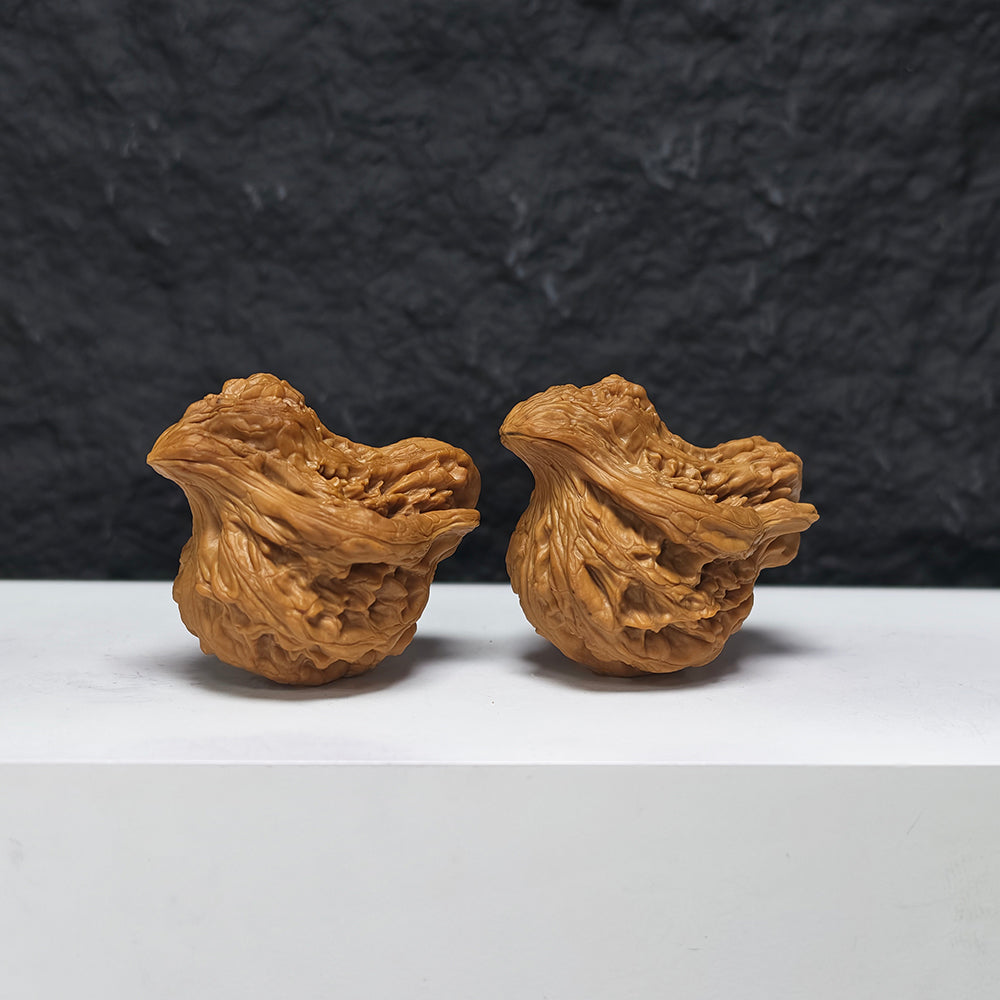 "Tiger Head Bird" Hu Tou Xiao Niao YX-E-188936 Collector Wenwan Walnuts Pair | 38.0mm x 41.0mm | YX-E-188936