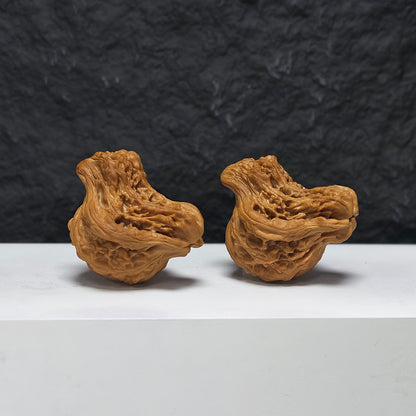 "Tiger Head Bird" Hu Tou Xiao Niao YX-E-188936 Collector Wenwan Walnuts Pair | 38.0mm x 41.0mm | YX-E-188936