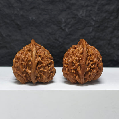 "Dragon Scale Pattern Conjoined Four-Ridge" Long Lin Si Leng Lian Ti YX-E-173877 Collector Wenwan Walnuts Pair | 56.0mm x 42.0mm | YX-E-173877