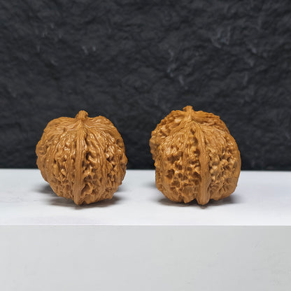 "White Lion Head Ox Horn Twin-Vent Conjoined" Bai Shi Zi Niu Jiao Shuang Qi Men YX-E-189937 Collector Wenwan Walnuts Pair | 53.0mm x 38.0mm | YX-E-189937